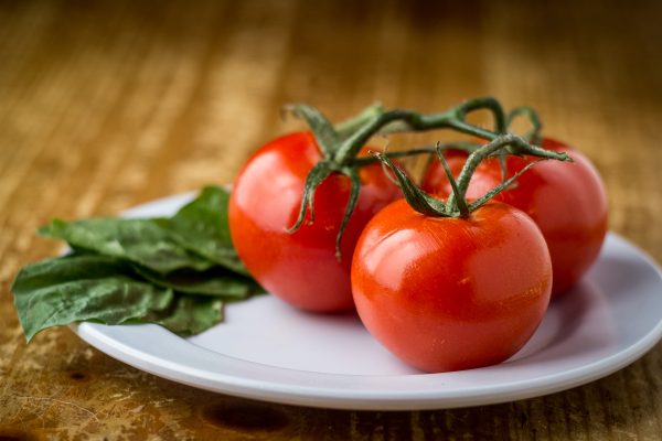 Image of tomatoes on Platter