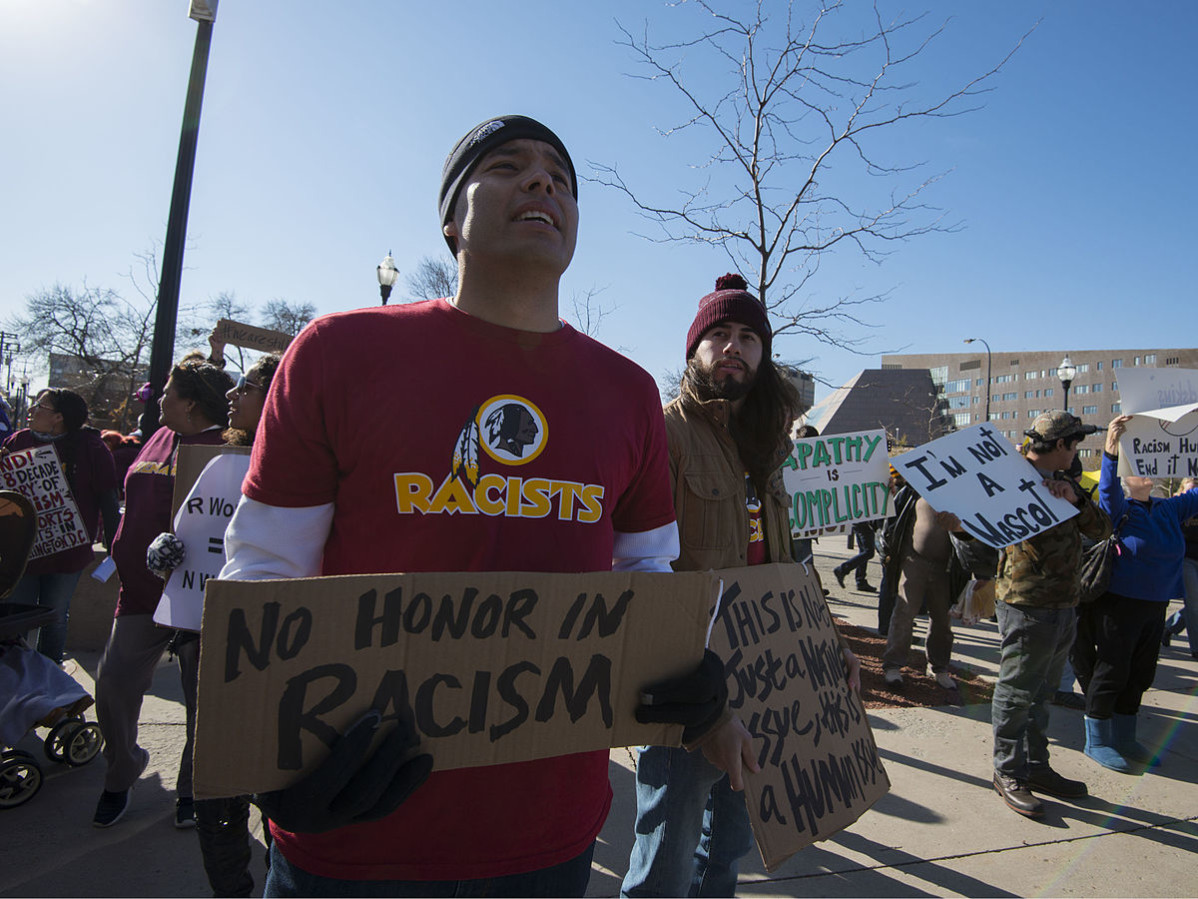 Several thousand protesters marched through Minneapolis to TCF Stadium where the Vikings were playing the Washington DC football team on Nov. 2, 2014. Photo: Fibonacci Blue / Flickr (CCby2.0)