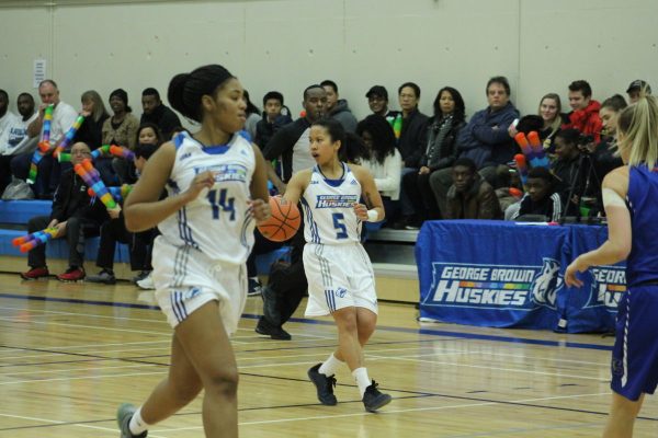 Huskies defeat Grizzlies