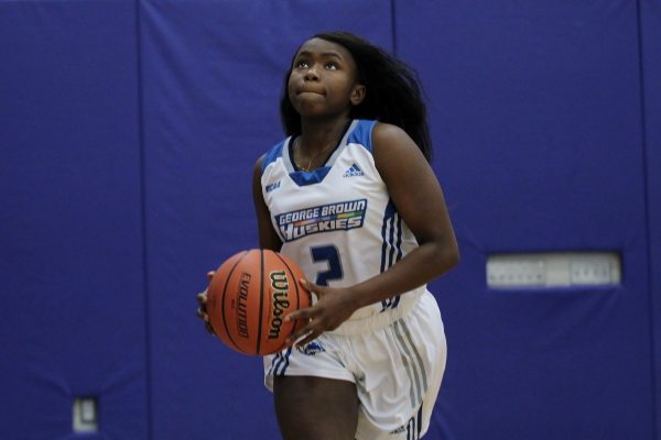 GBC women’s basketball team gets a boost from U.S. recruit GBC women's basketball point guard Zae Sellers has joined the Huskies after playing in the U.S., most recently with Ohio Valley University. Photo: Philip Iver / GBC Athletics and Recreation.